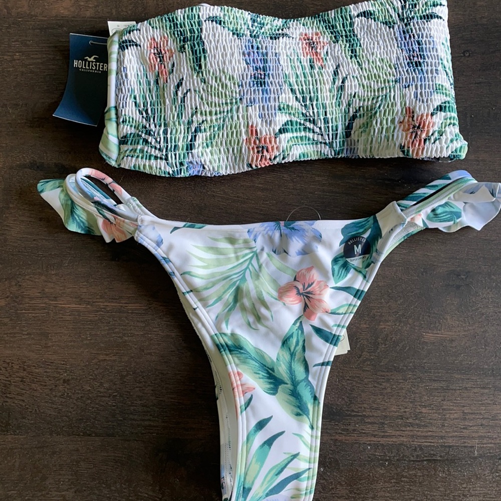 Hollister swim suit